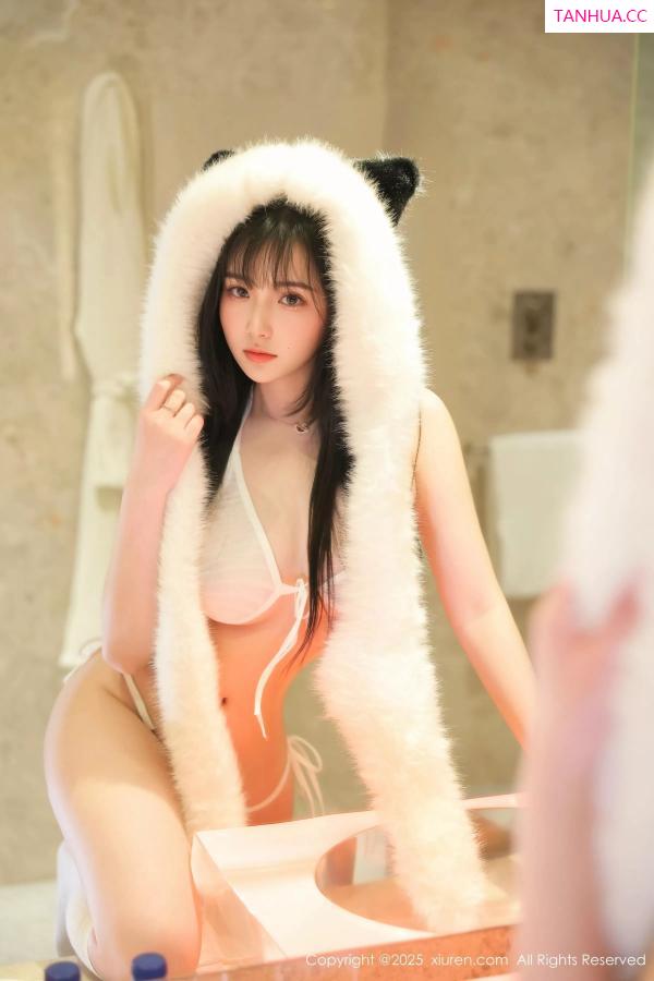   [XiuRen]高清写真图 2025.05.21 No.10302 软情 情趣内衣第4张图片